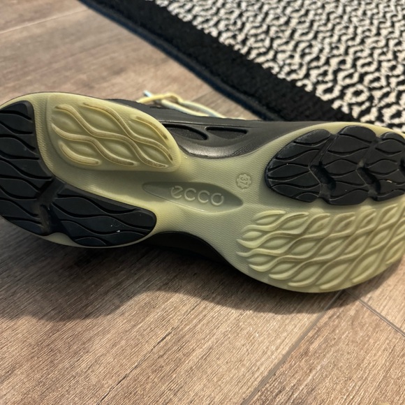 Ladies ECCO Performance size 37, Black - Picture 5 of 6